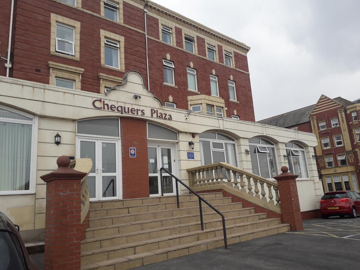 Chequers Plaza Hotel Blackpool